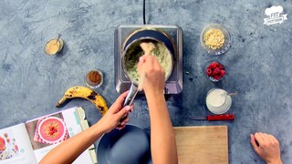 FITfuttern: Chocolate-Peanut Zoat Recipe by Sophia Thiel