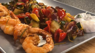 Shrimp Skillet with Skyr Dip