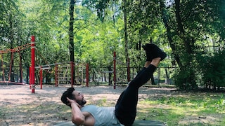 Leg Raises (Beinheben)