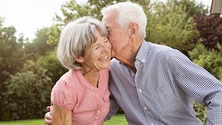 Maintaining a healthy lifestyle can help you live longer without Alzheimer's