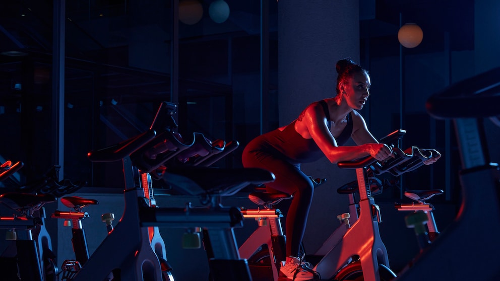 Indoor cycling to lose weight