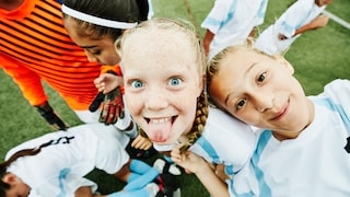 Exercise is also important for children. But how and when should children do sport?