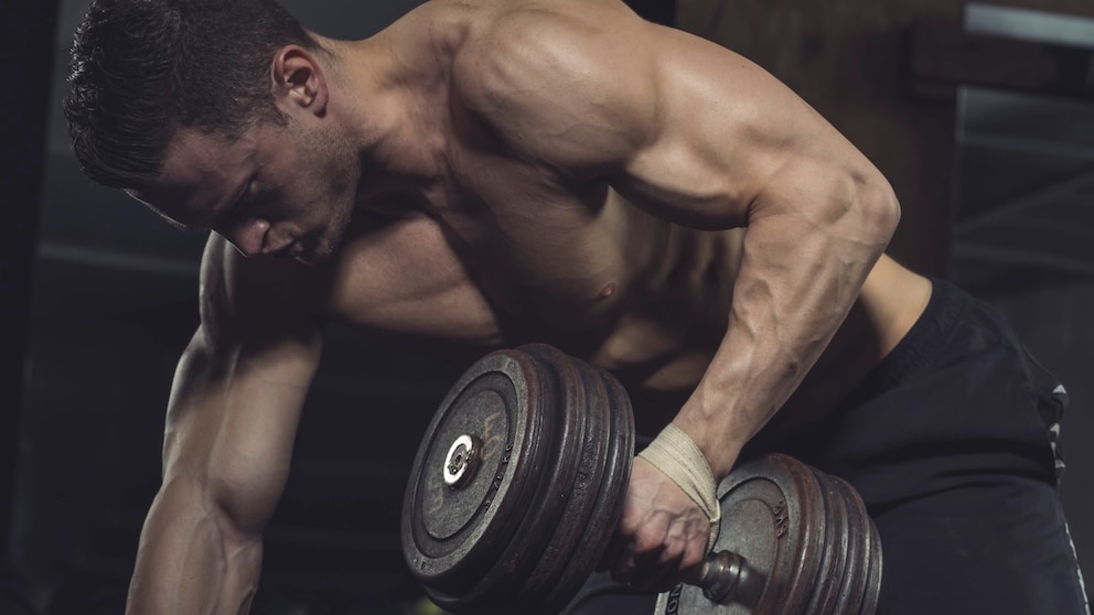 Man lifts weights