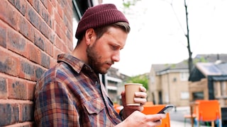 Sugary drinks may be linked to a higher risk of hair loss in men.