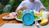 Intermittent fasting to prolong life