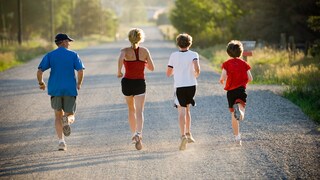 Parents do sport with their children