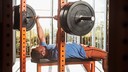 Correct breathing influences training with classic strength exercises such as the bench press