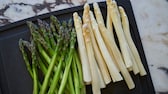 Green and white asparagus