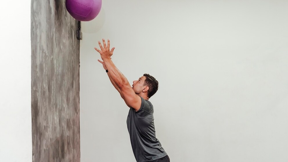 Functional Ab Training Adds Energy to Your Core Workout