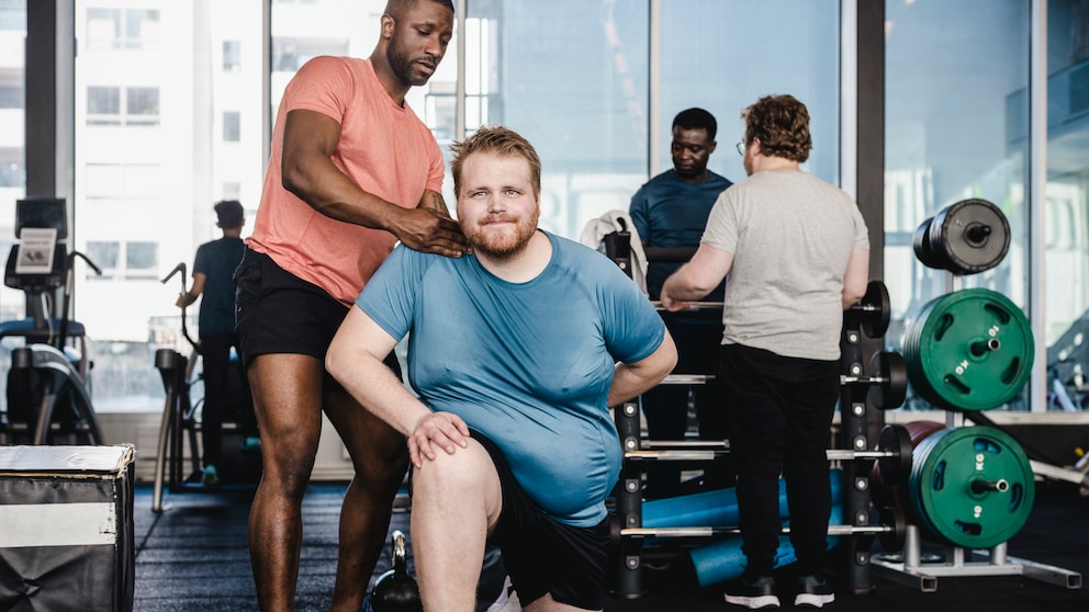 Man Aims to Lose Weight Through Training