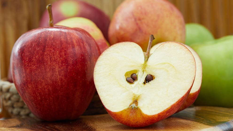 Apple Varieties Are Healthy