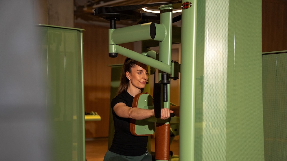 The rear shoulders are often neglected but can be trained with the reverse butterfly exercise.