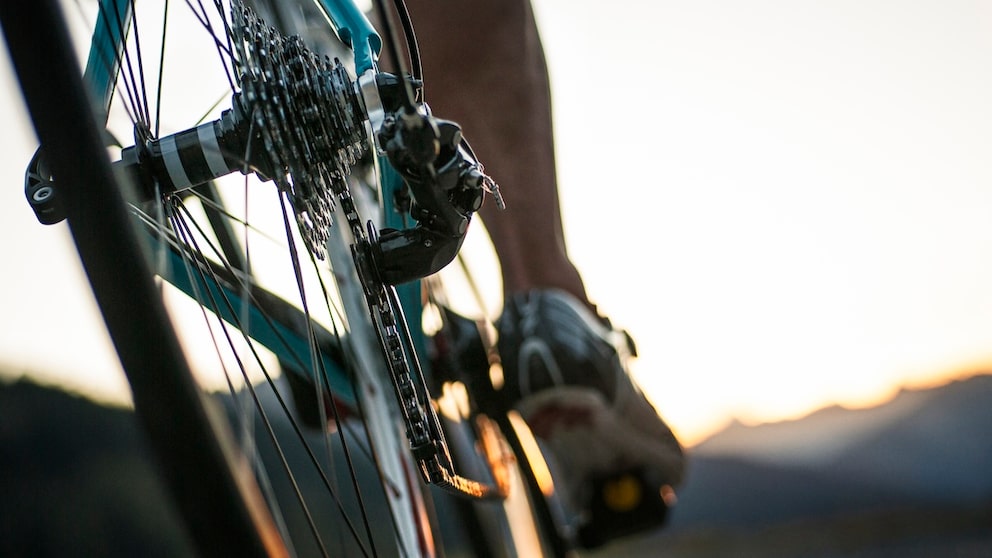 Strength Exercises Are Important for Cyclists