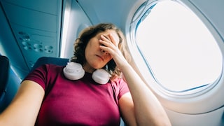 woman hits airplane