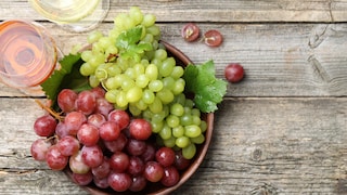 Grapes: How Healthy Are the Sweet Fruits Really?