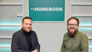Real estate agent Christopher Hnida (left) in conversation with myHOMEBOOK editor-in-chief Felix Mildner