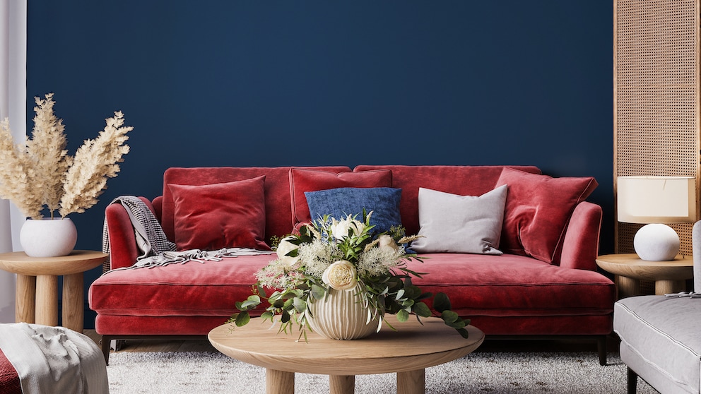 Furniture Trends 2024: Colorful Sofas, Round Tables and Slim Furniture Legs