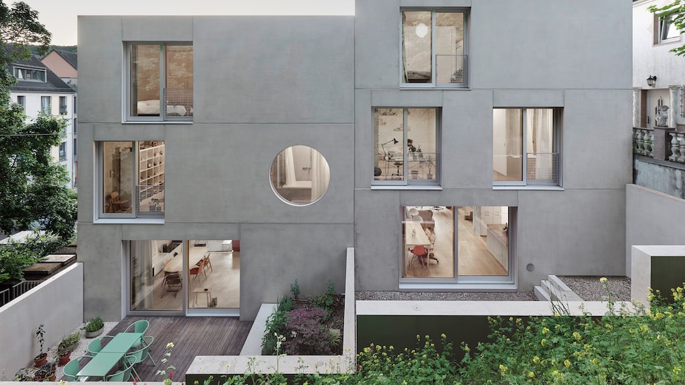 First Place in HÄUSER Award: Duplex HS77 by Stuttgart Architecture Firm VON M