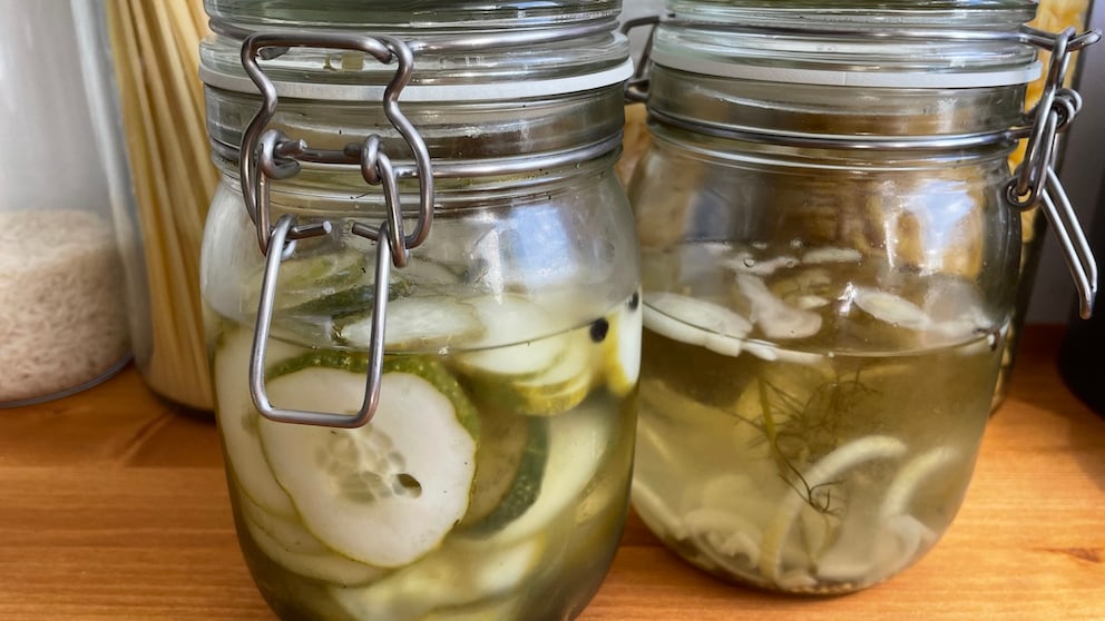 Pickled cucumbers are a great idea as a gift