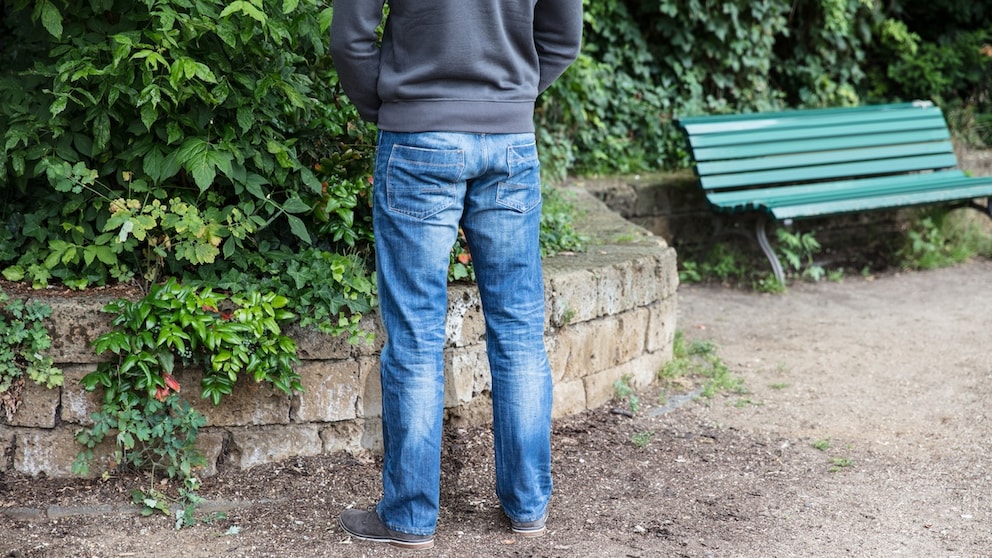 Peeing in the community garden