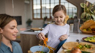 A smaller bin for organic waste is less smelly as you have to empty it more often