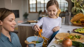 A smaller bin for organic waste is less smelly as you have to empty it more often