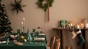 Christmas colors 2024