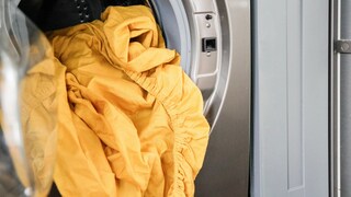 You might think that there is not much to consider when washing bed linen - but that is wrong. In fact, some common mistakes should be avoided at all costs