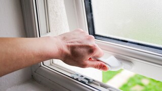 Aerate the windows