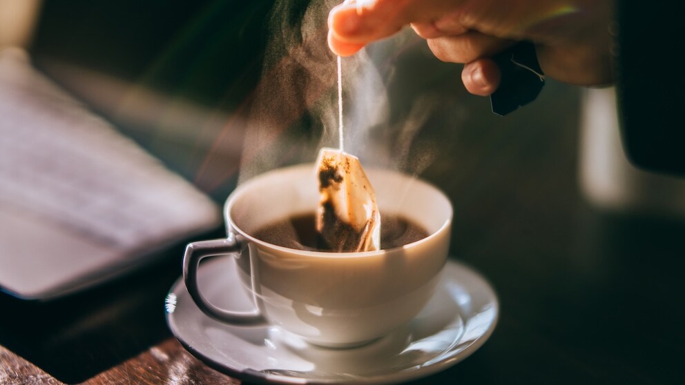 Microplastic tea bags