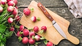 One important step should not be forgotten if radishes are to stay fresh for longer