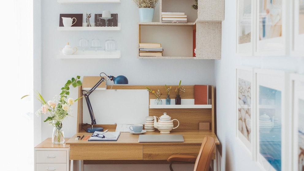 How to Set Up a Small Home Office Efficiently