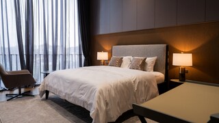 Hotel Bed