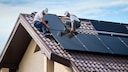 If you have a photovoltaic system on your roof, you can use a battery storage system to utilize the generated electricity later.