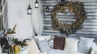 Balcony Christmas Decorations