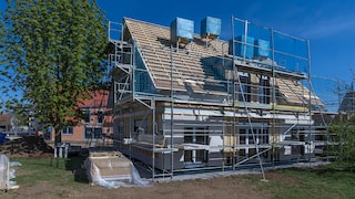 Safety plays a paramount role when scaffolding your own house to prevent accidents.