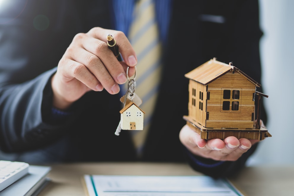 10 Absurd Bans for Renters