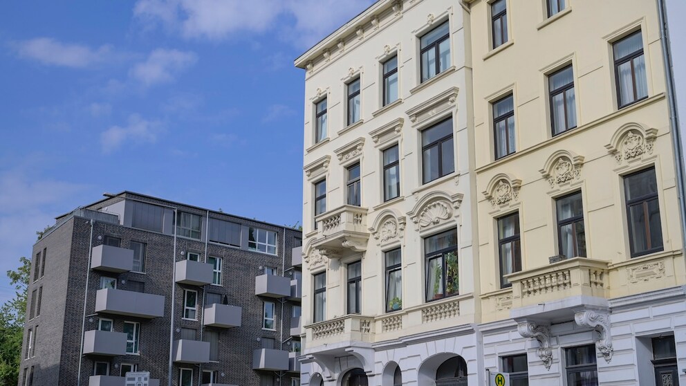 The sleek facades of modern residential buildings often appear rather sterile, in contrast to historic old buildings. (Photo by: Bildagentur-online/Schoening/Universal Images Group via Getty Images)