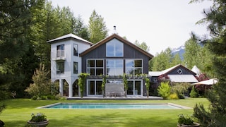 If you're planning to sell a house, carefully consider which renovations are worthwhile beforehand. Some modifications might even hinder the sale.