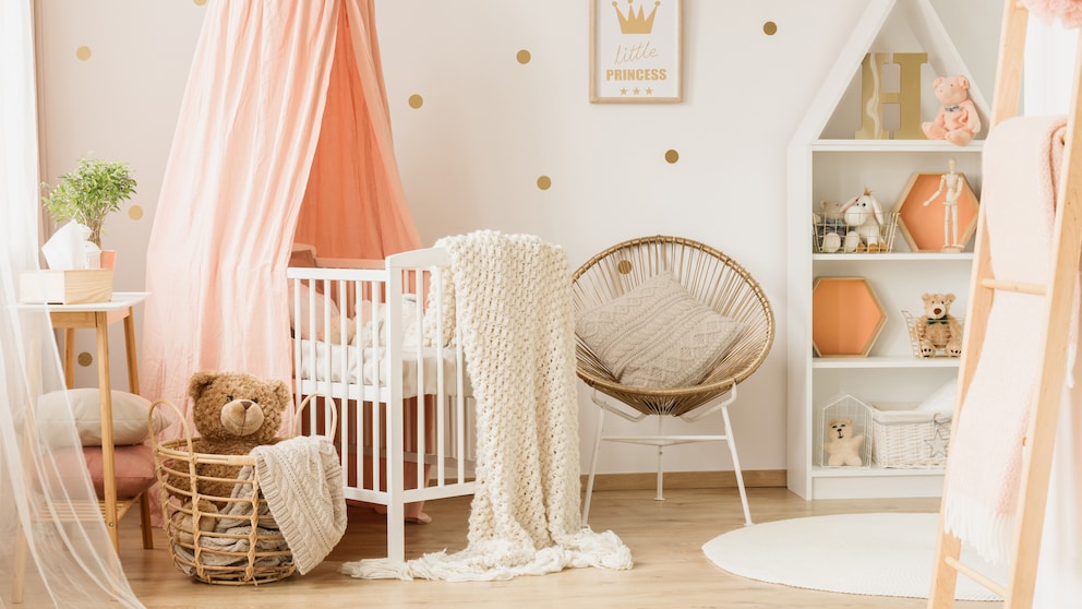 Expectant parents want to do everything right and buy numerous items for their baby. But what do they really need?