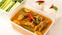 Plastic containers are common companions in everyday life, but sauces and other liquids can quickly stain the plastic.