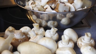Brown and white mushrooms are very popular. But what sets them apart?