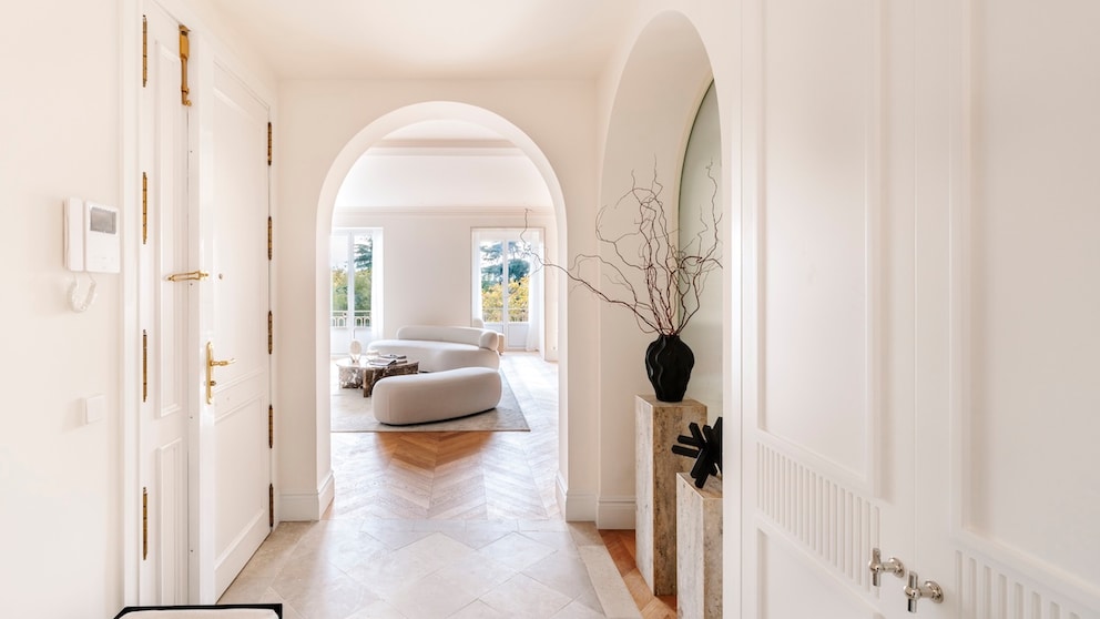 Hallway Furnishings