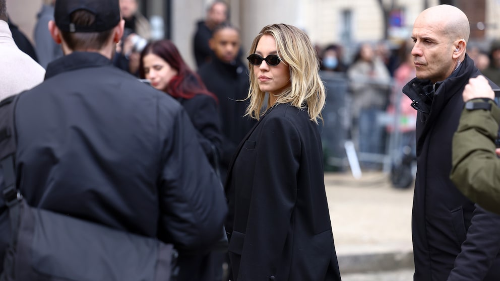 Sydney Sweeney in a trendy no-pants look in Paris