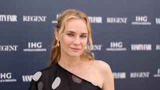 Diane Kruger as we know her in a bright, radiant blonde. But that is now a thing of the past.