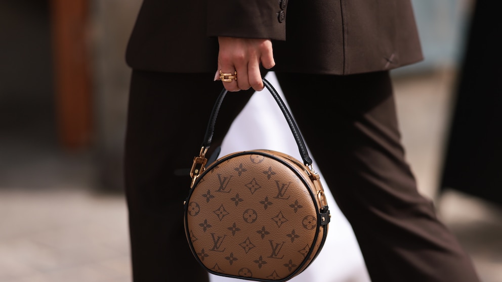 Counterfeit handbags