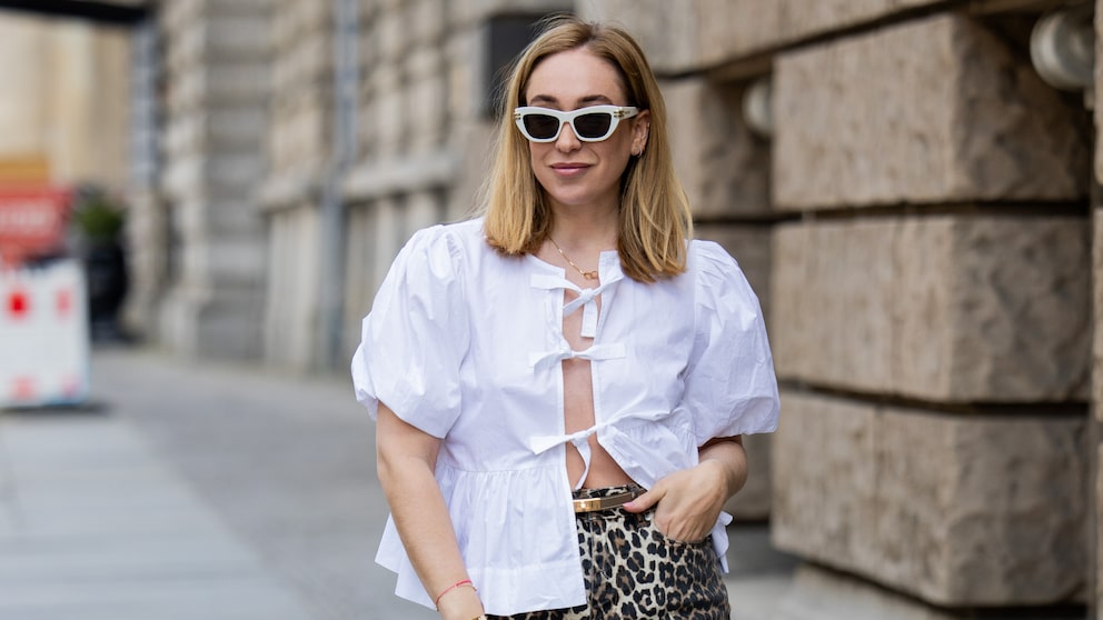 Blouse with Bows