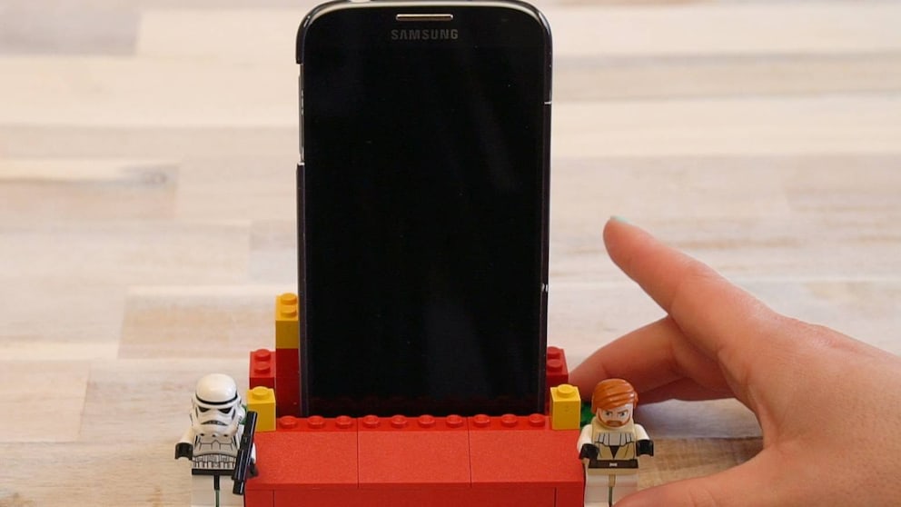 Build a Phone Holder Out of Lego Bricks.