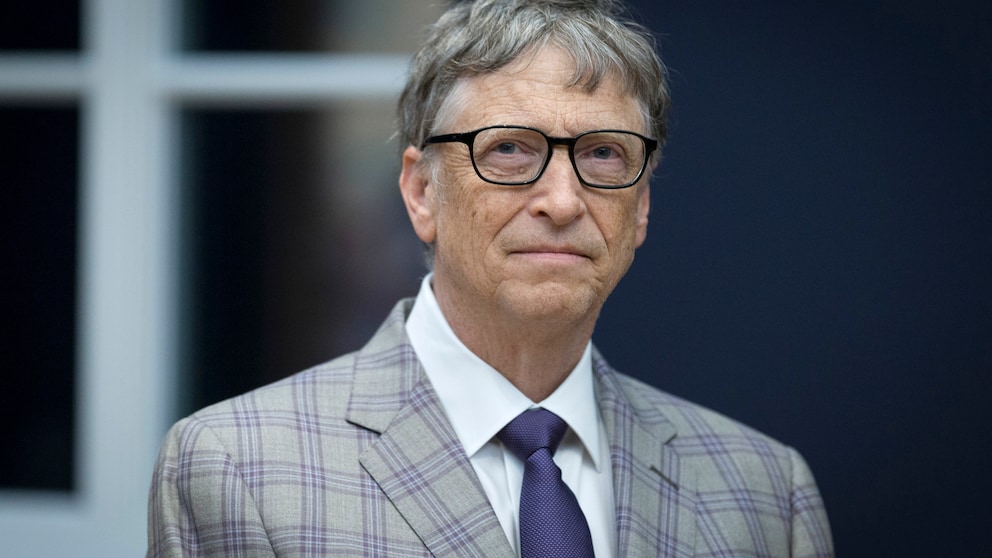 Portrait of Microsoft founder Bill Gates