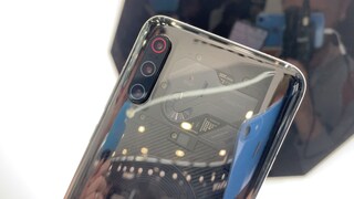 The transparent back of the Xiaomi Mi 9 Explorer